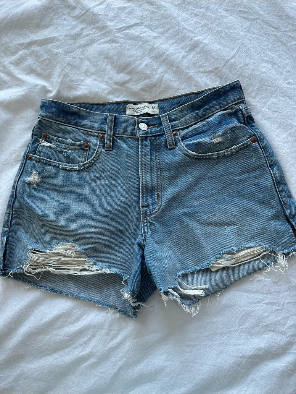 A&F Mid-Rise Boyfriend Short